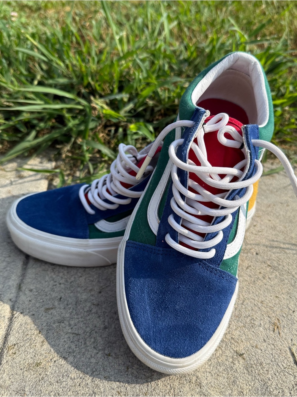 Vans Colorful Sneakers men’s 6, women’s 7.5 7 1/2
